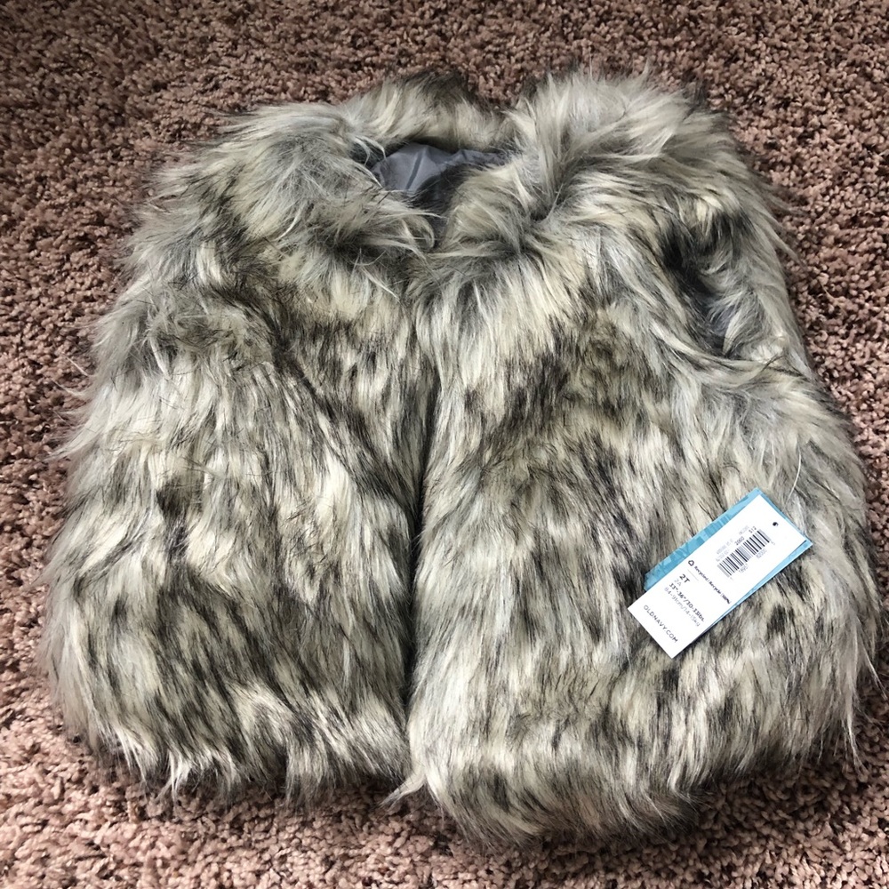 Girls Faux Fur Vest NWT